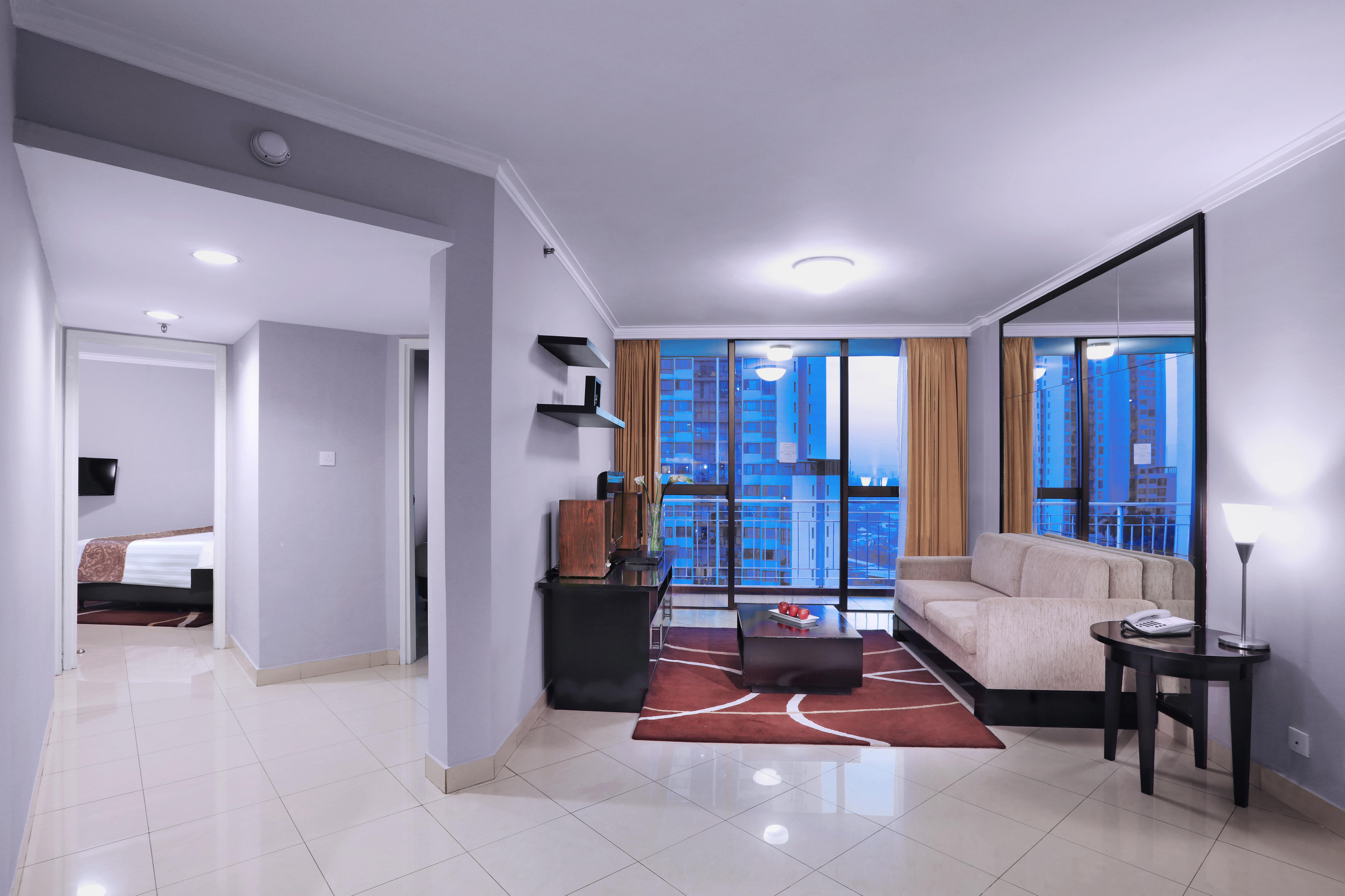 Horison Ultima Suite & Residences Rasuna Jakarta Buitenkant foto